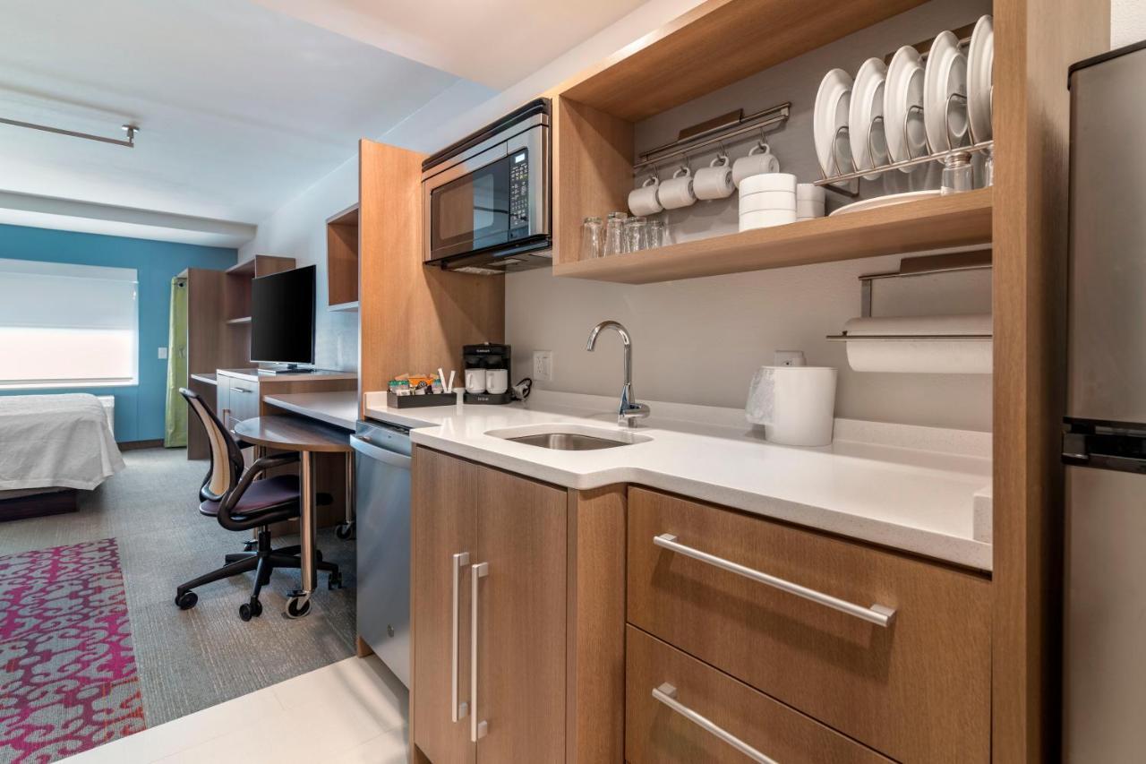 King Studio Suite