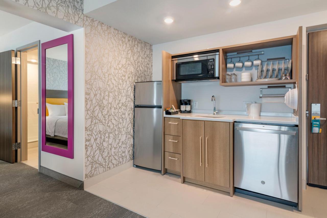King Studio Suite