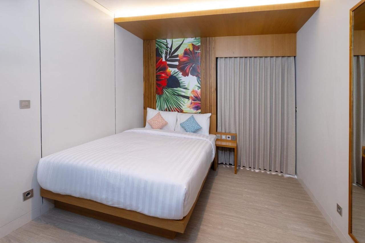 Superior Double Room with Balcony