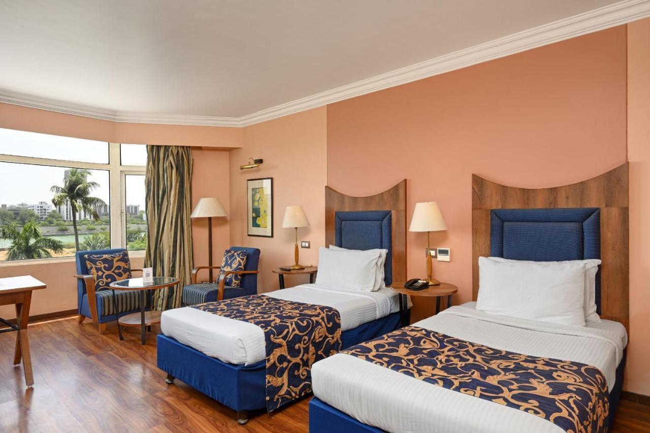 Superior Double or Twin Room with Pool View