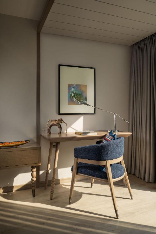 Superior Twin Room,1421615088:JPEG