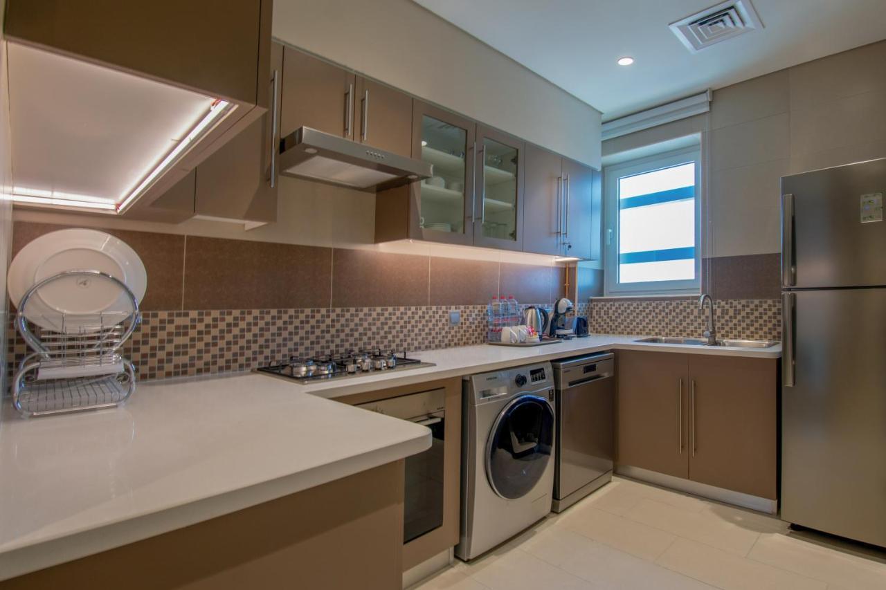 Premium Three-Bedroom Apartment Inclusive of complimentary shuttle bus to Deira City Centre & Dubai Festival City Mall