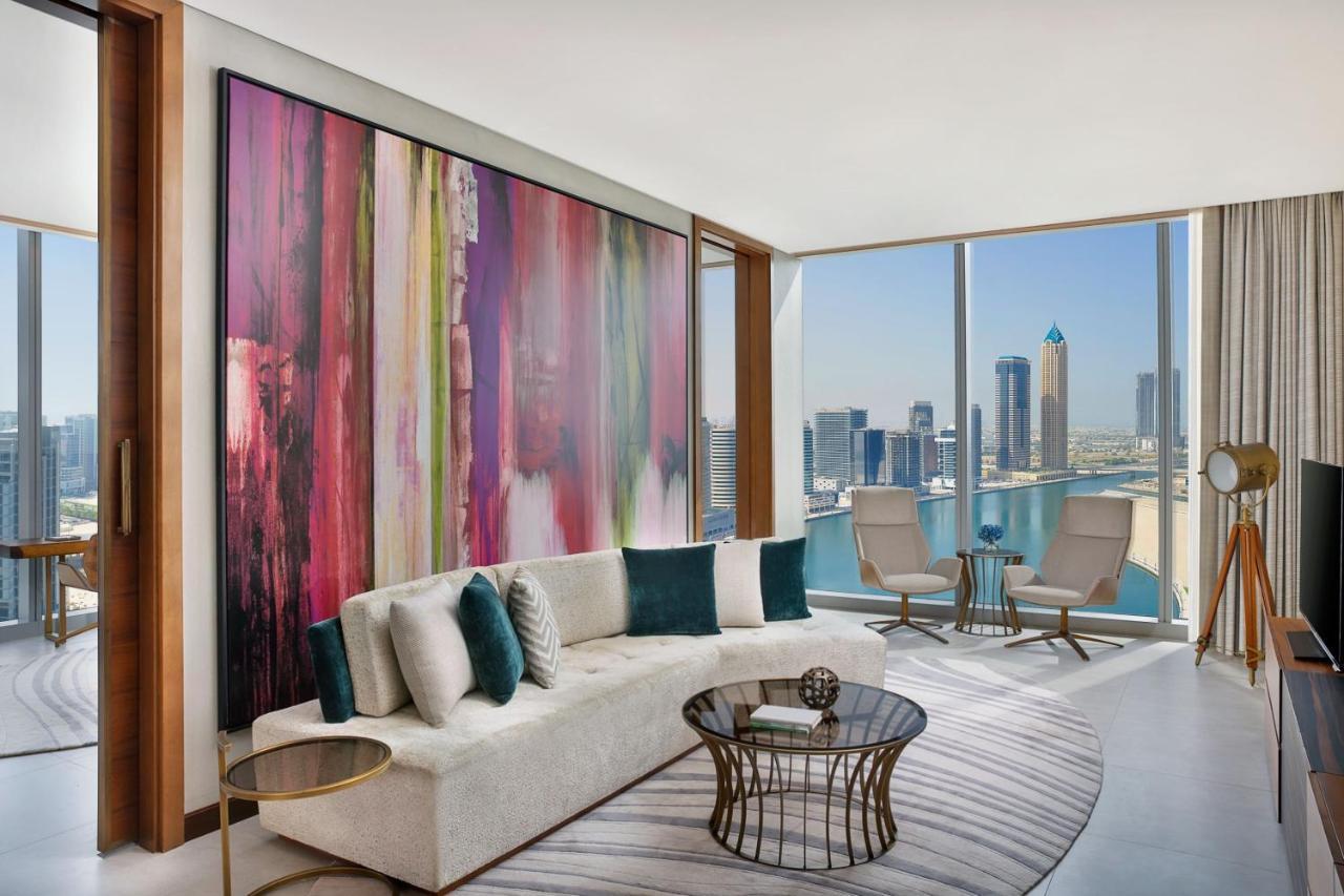 St Regis King Suite Canal View including Signature St Regis Butler Service