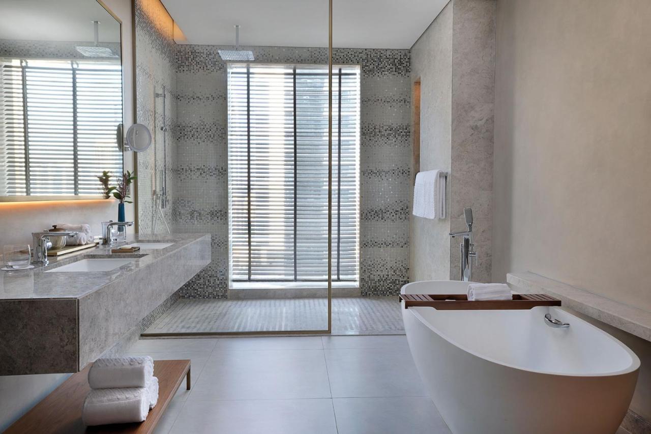 Deluxe King Suite Downtown View including Signature St Regis Butler Service