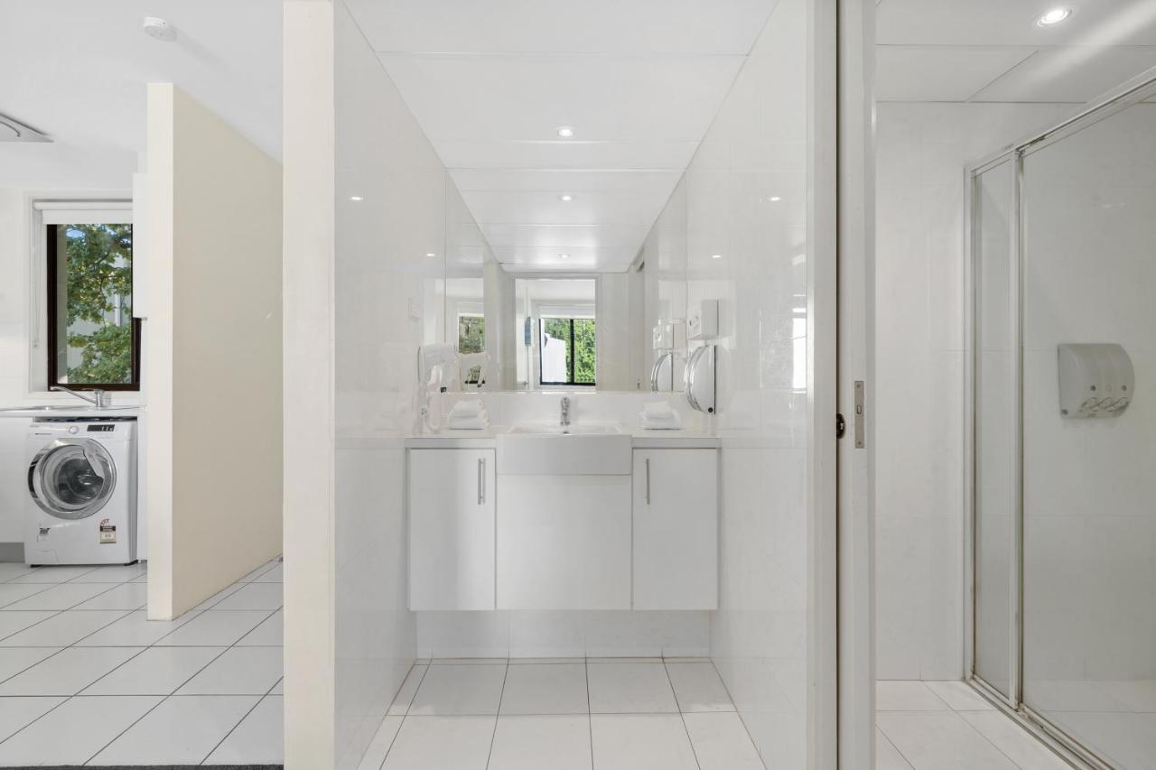 Two Bedroom Apartment Bath Tub
