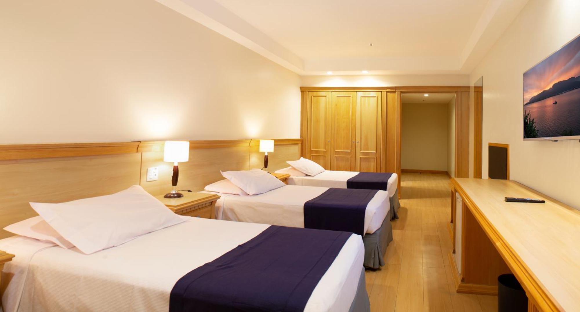 Deluxe Triple Room