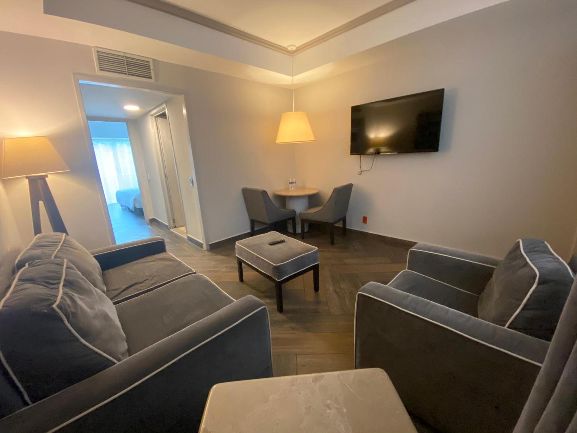 Standard Suite