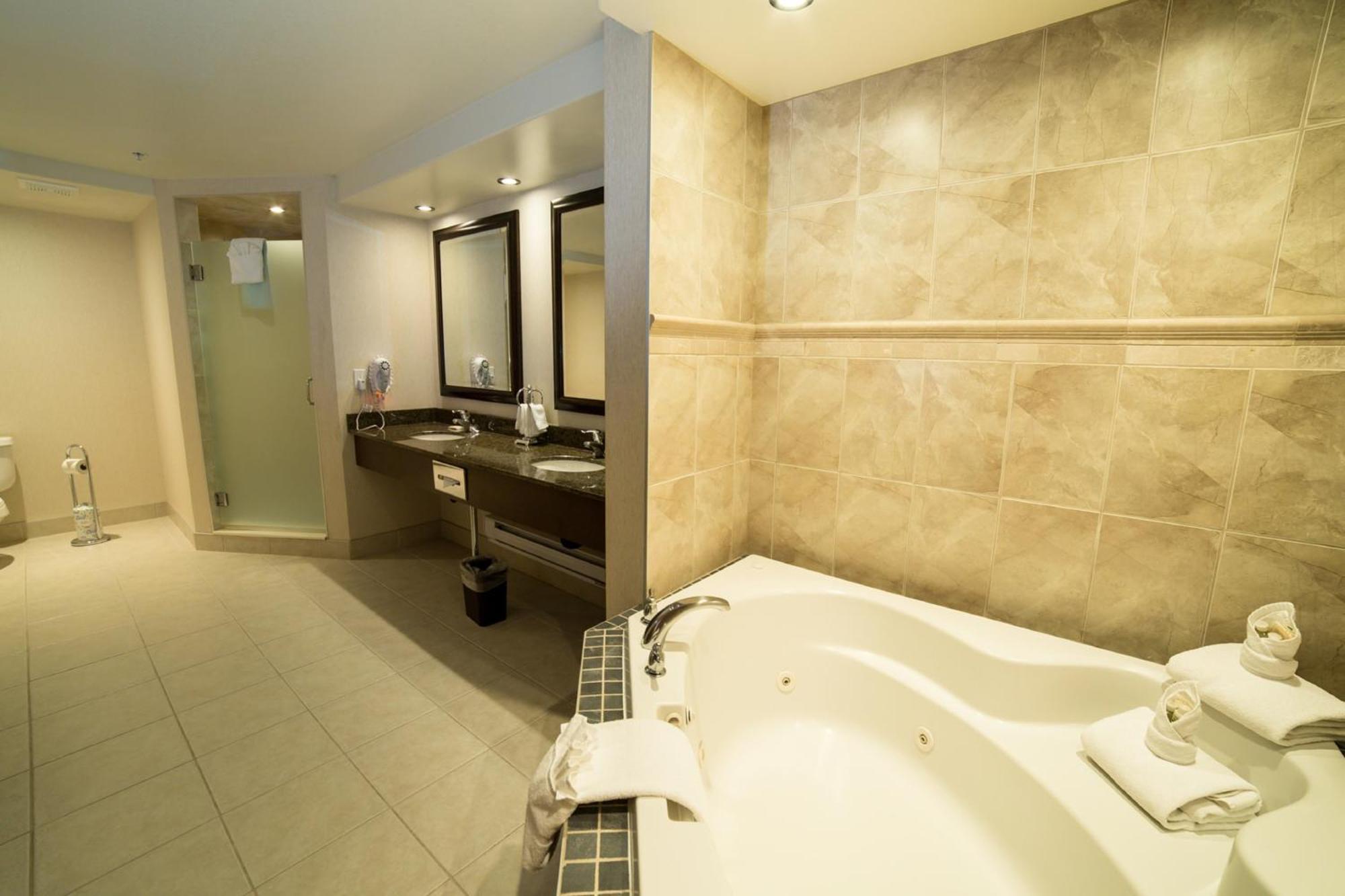 King Suite,1436844862:JPEG