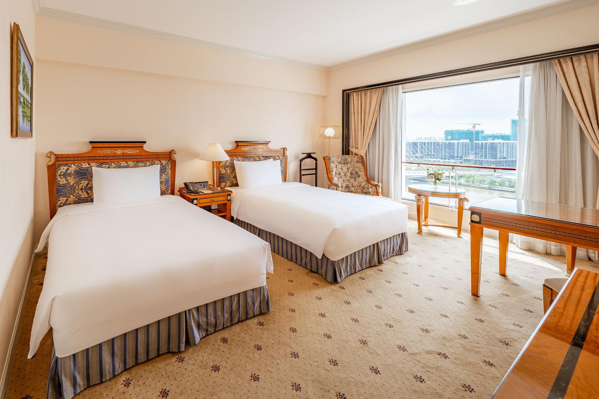 Executive Twin Riverview