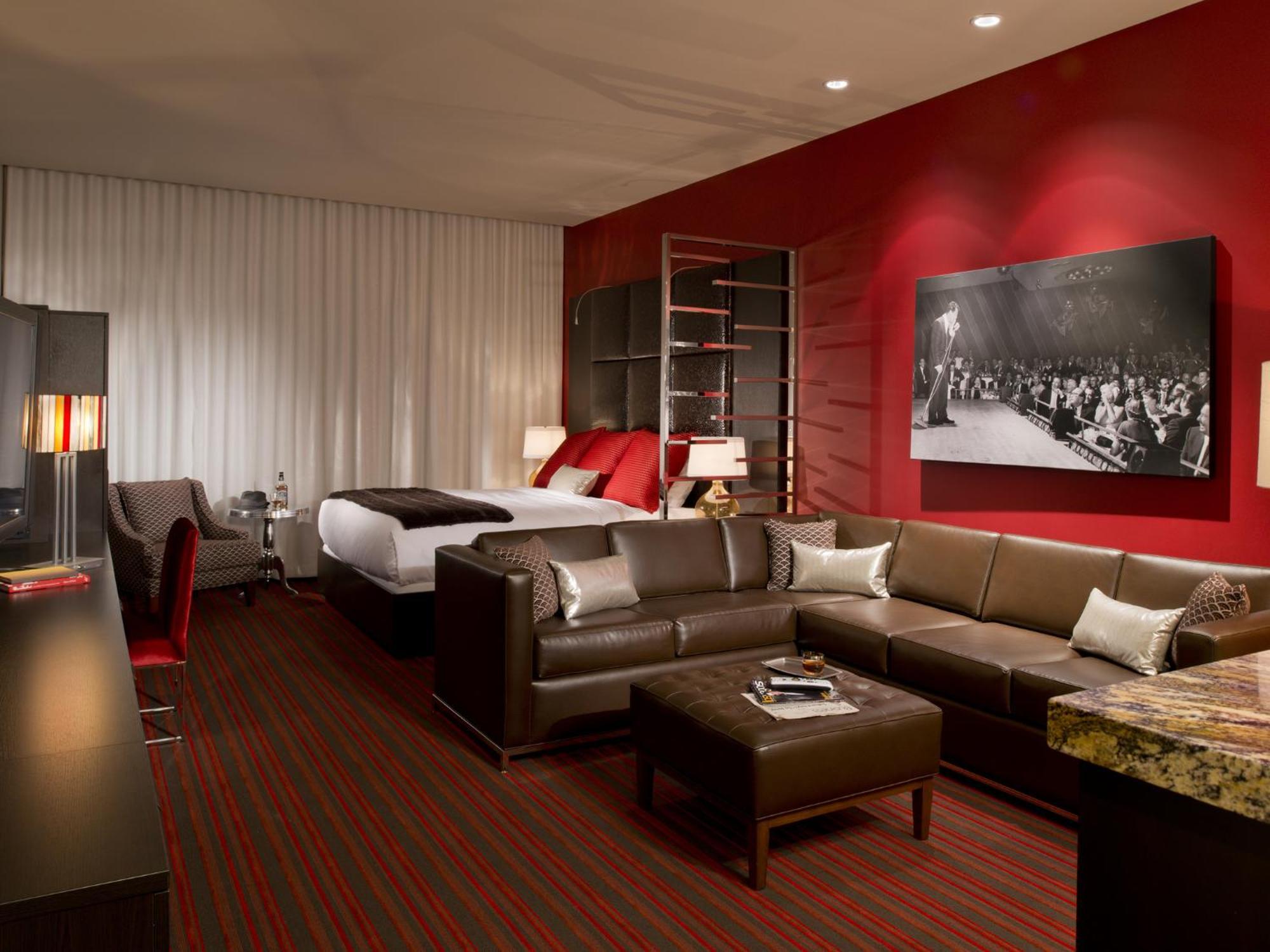 King Suite with Sofa Bed