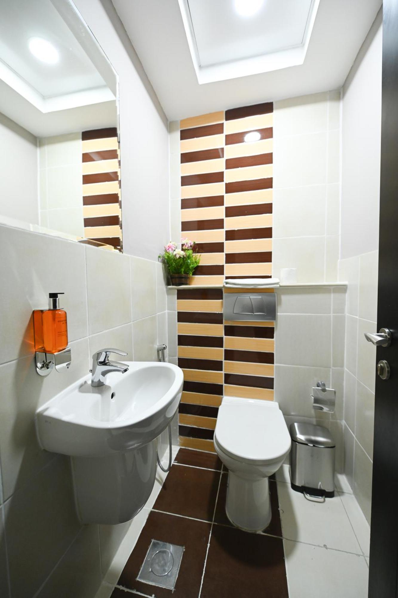 Deluxe Two-Bedroom Apartment