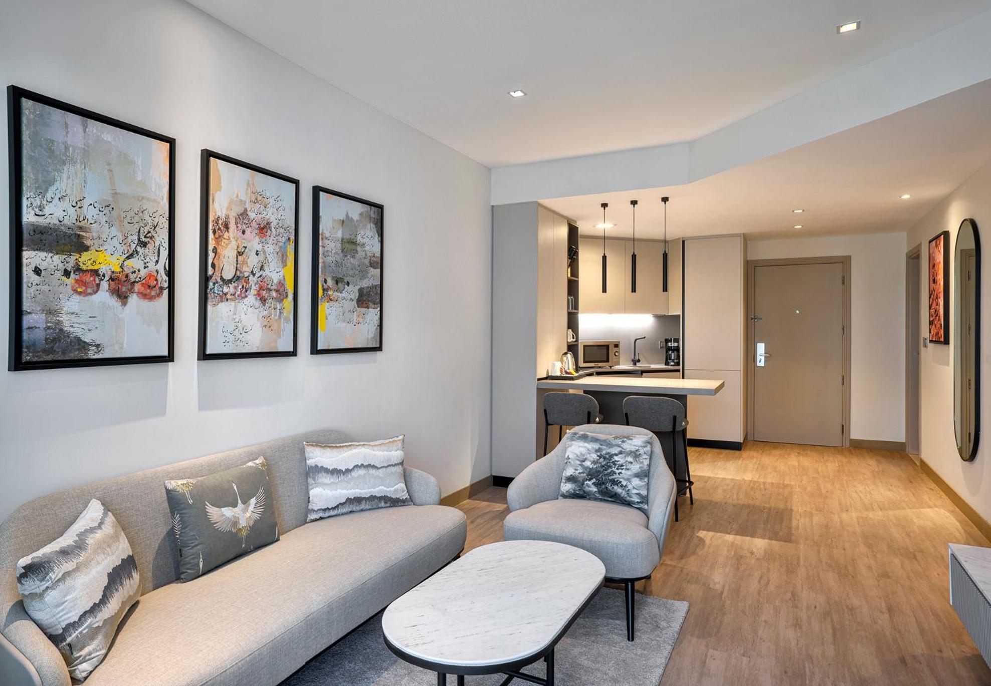 Premium One Bedroom Suite 2 Twin or Single Beds City View Includes Food & Beverage
