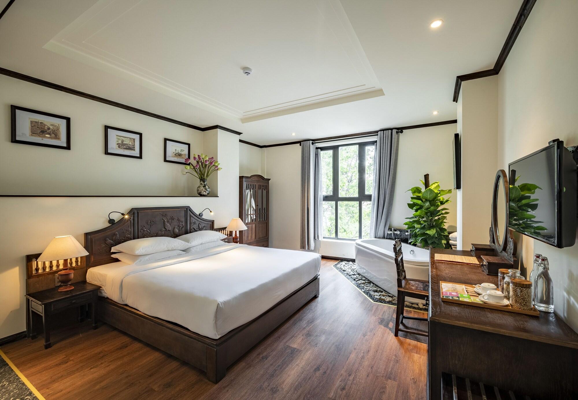 Executive Room