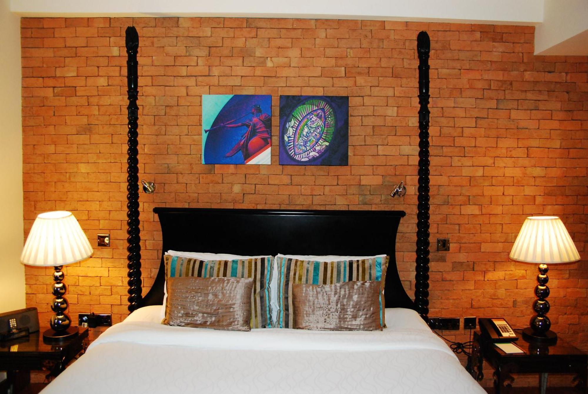 Premium King Room