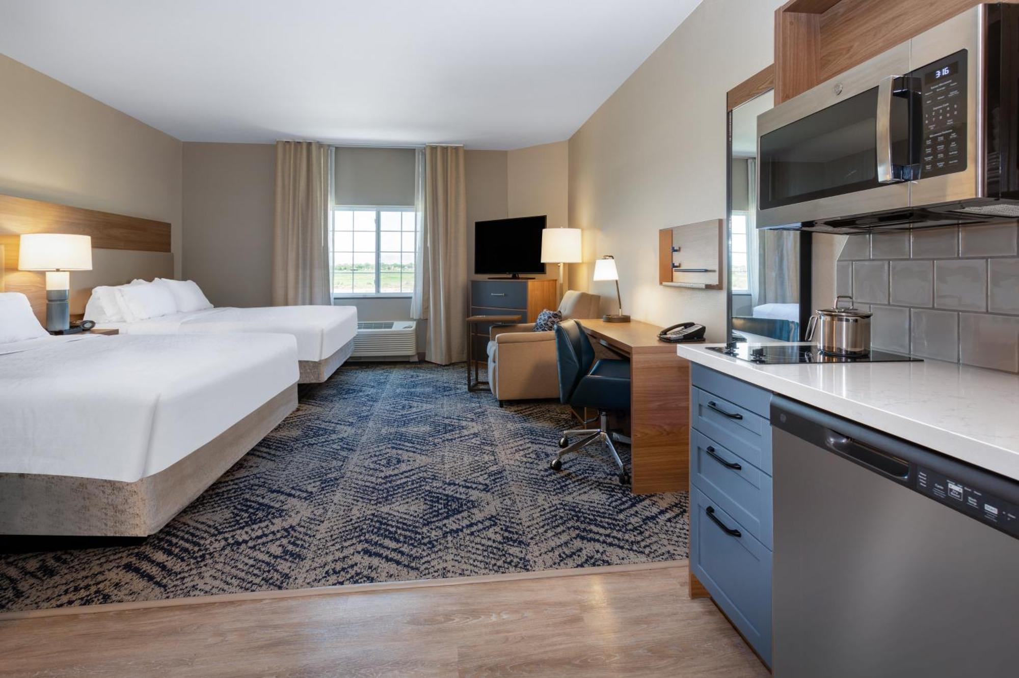 Double Studio Two Double Beds Non-Smoking