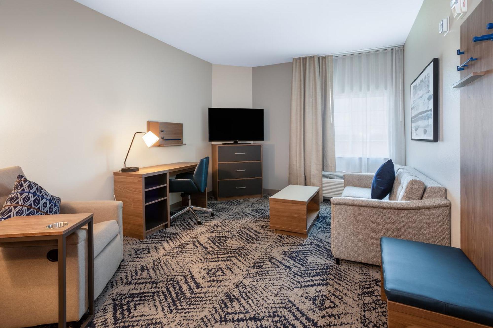 One-Bedroom King Suite Disability Access