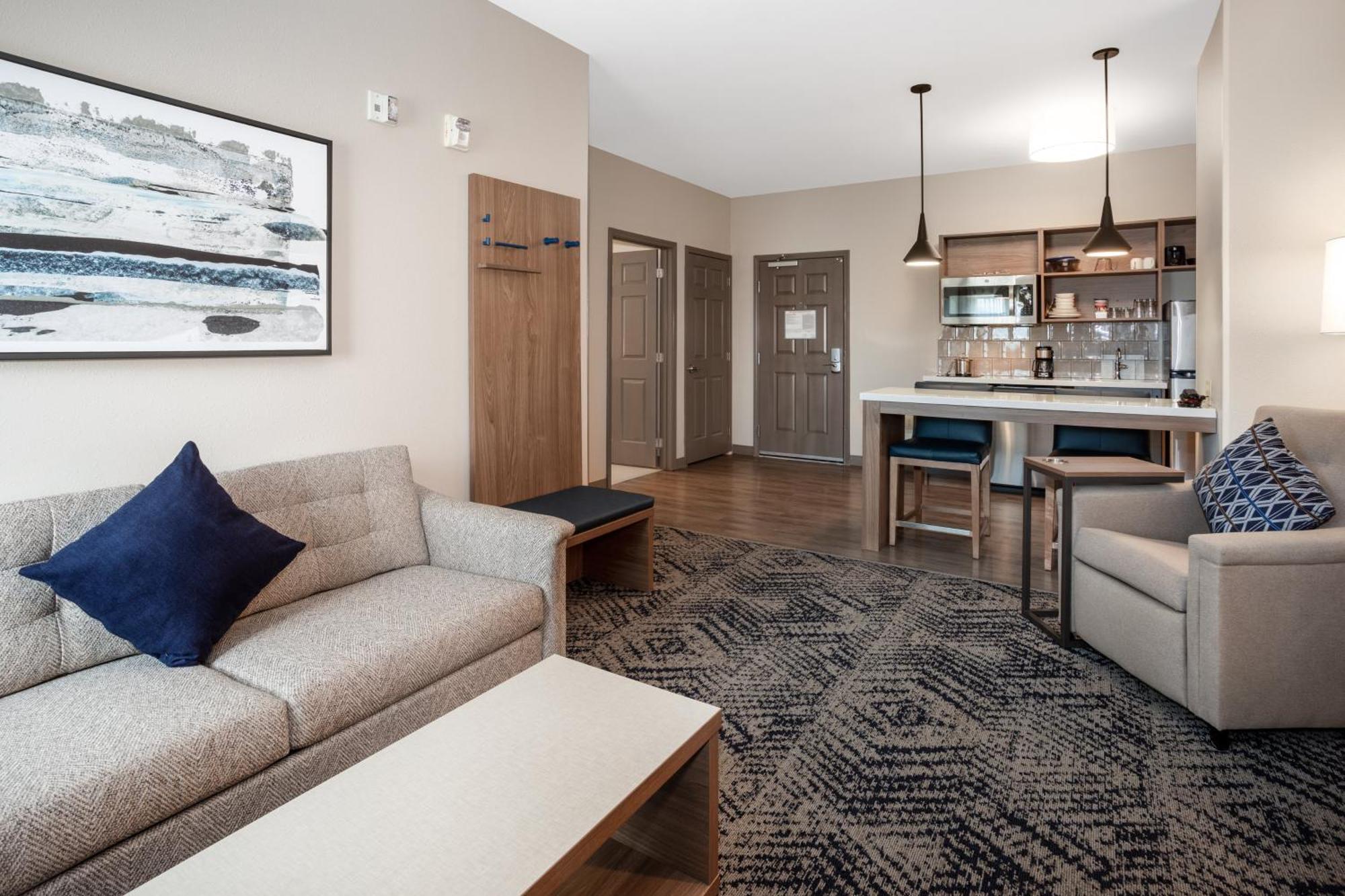 One-Bedroom King Suite Disability Access