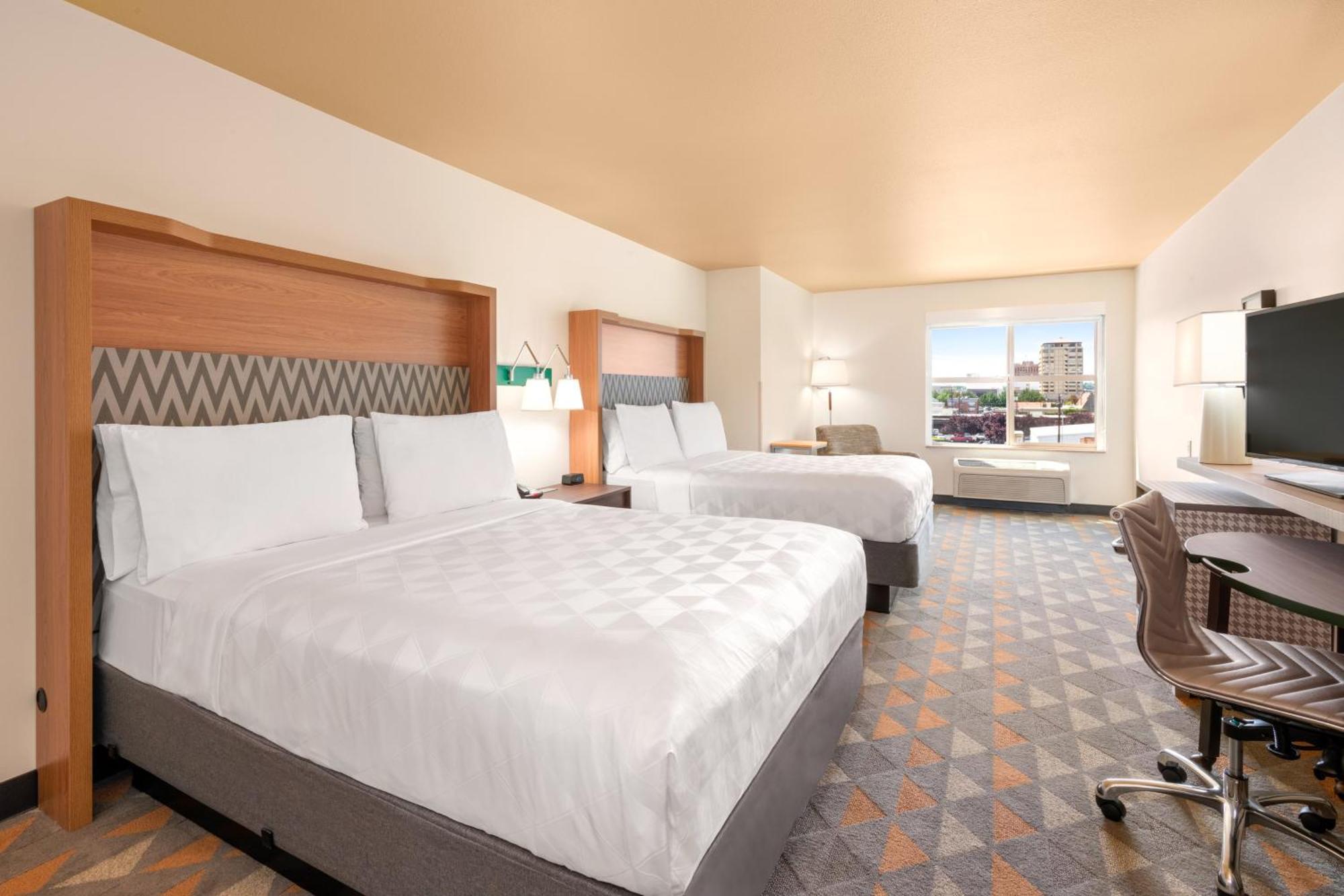 Premium Queen Room Two Queen Beds