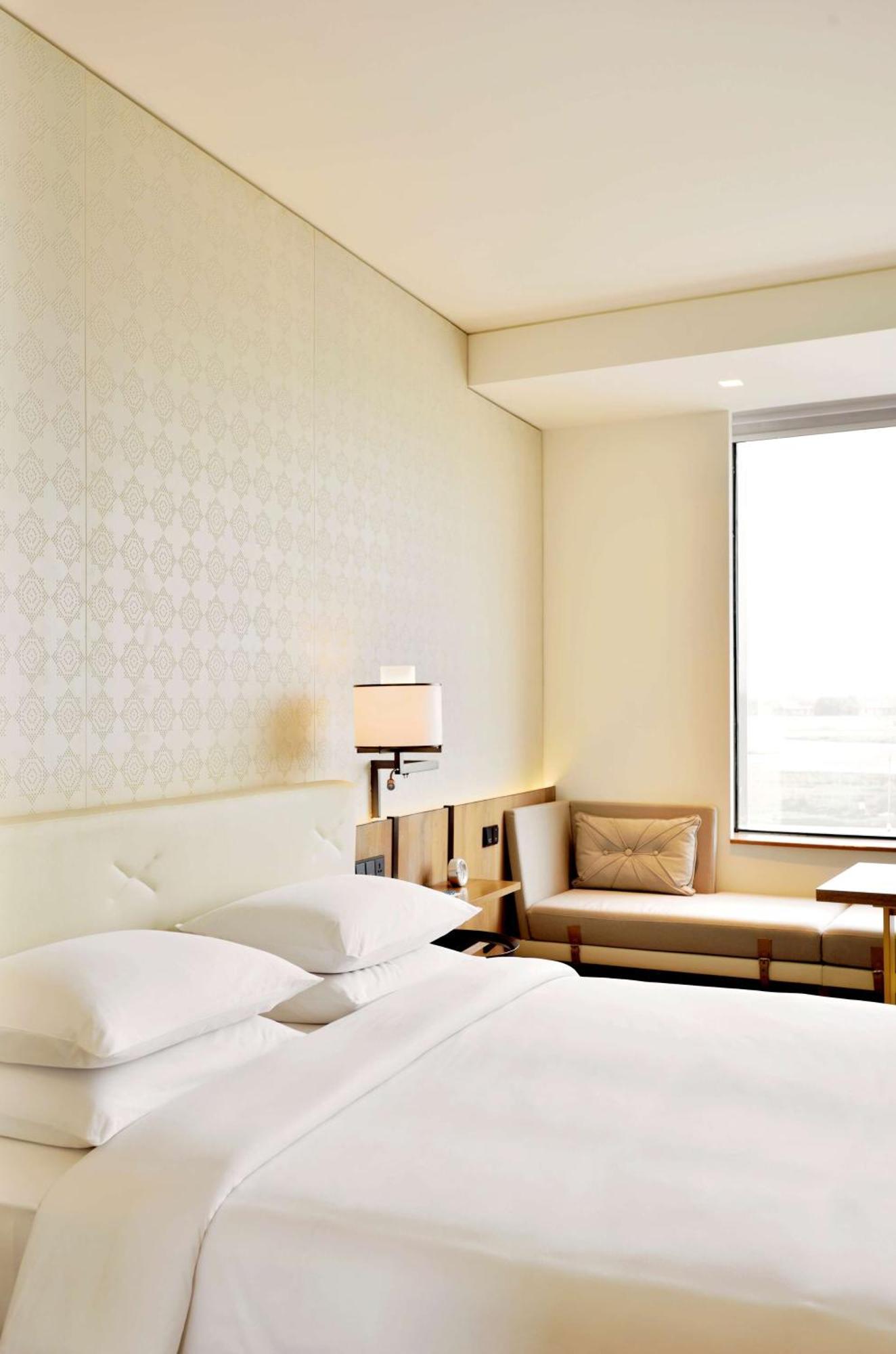 King Room,1455481420:JPEG