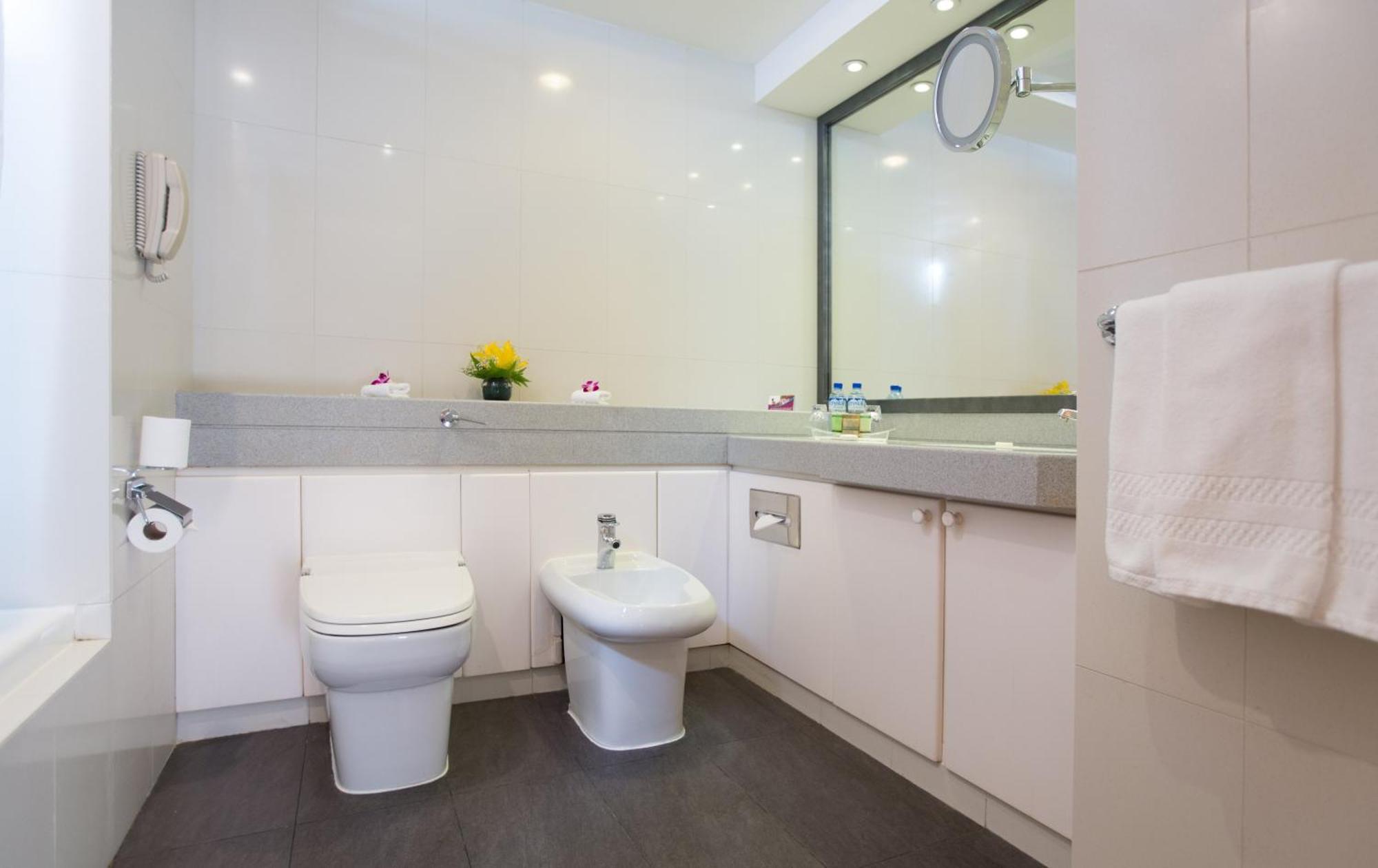 Junior Suite Sheikh Zayed Road View