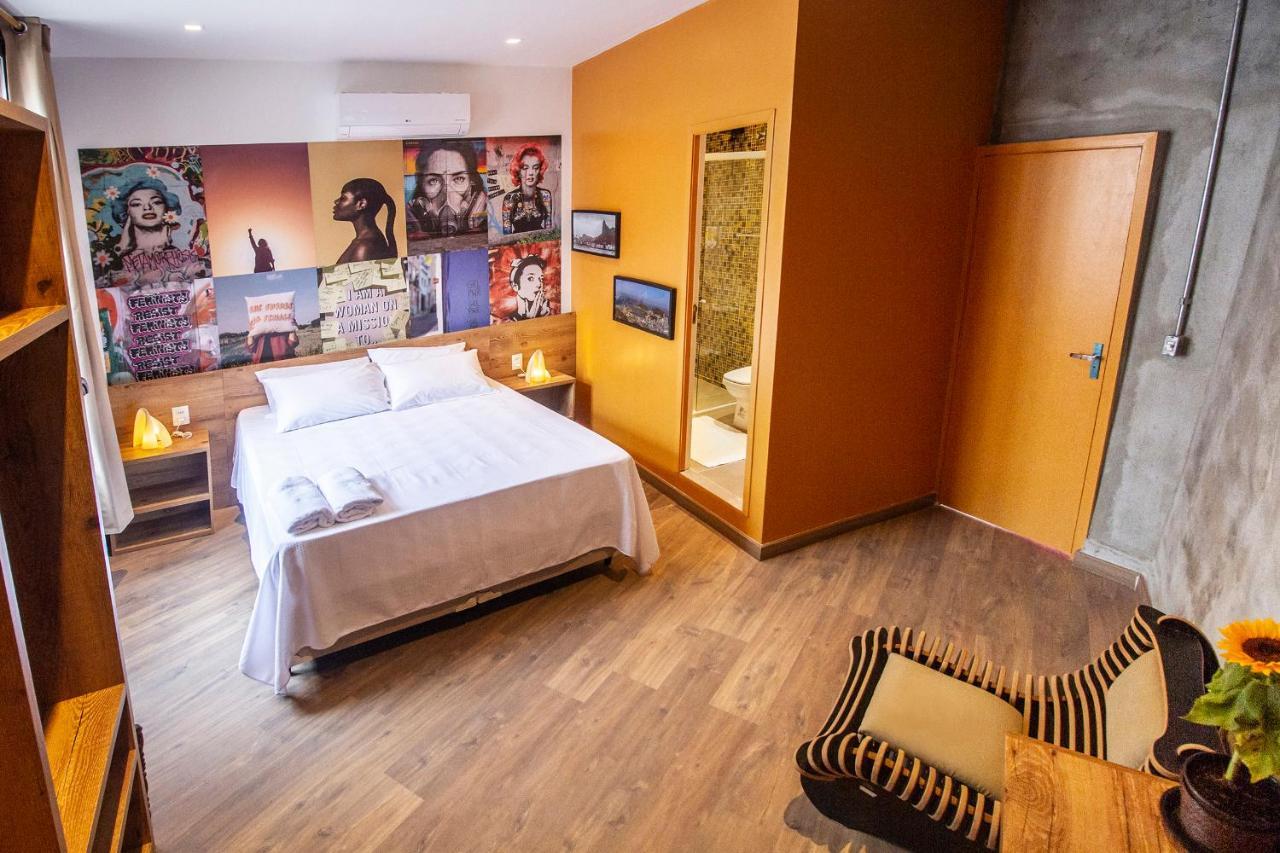 Deluxe Queen Studio