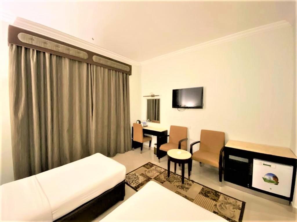 Deluxe Twin Room
