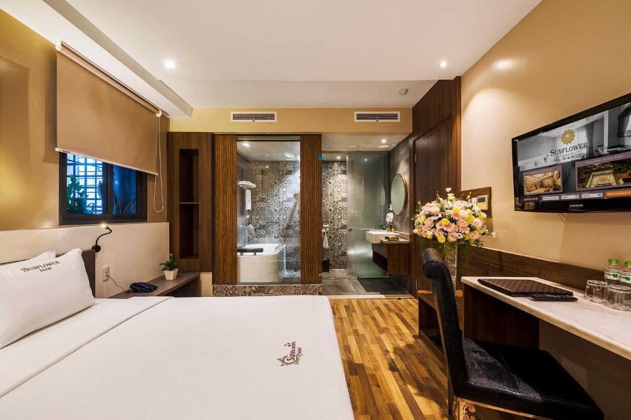 Deluxe Double Room Bath