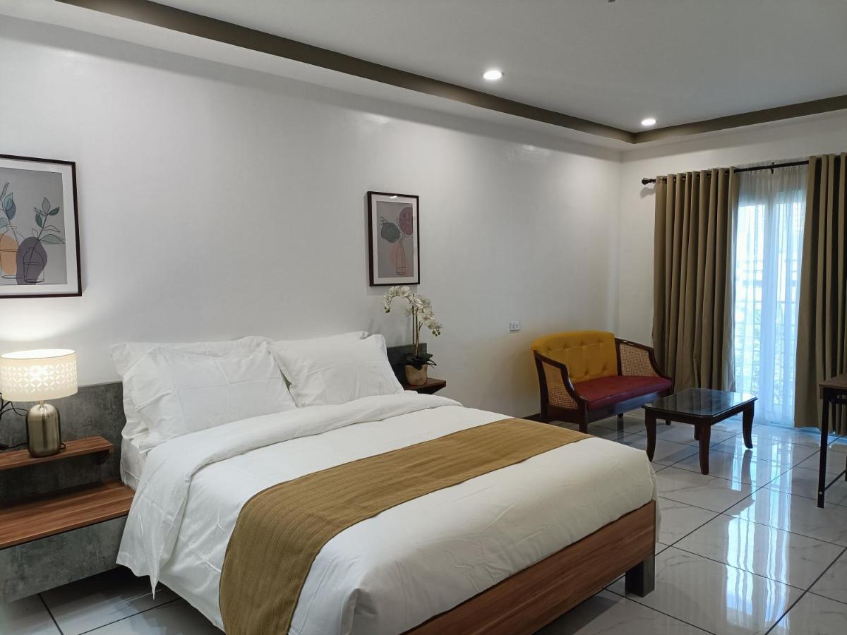 Queen Room with Balcony
