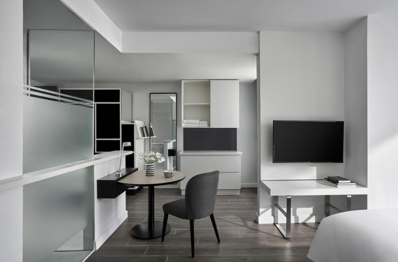 Premier City View Room