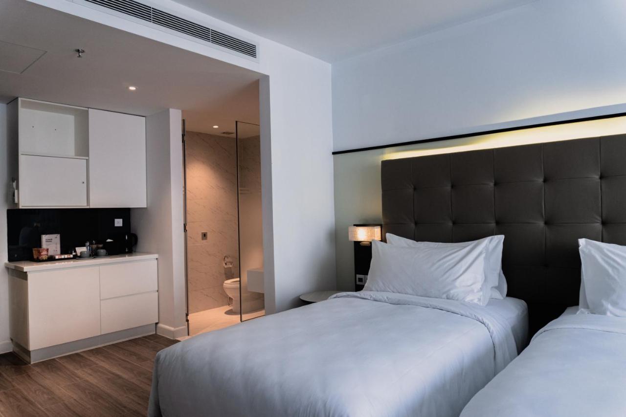 Deluxe Twin Room City View