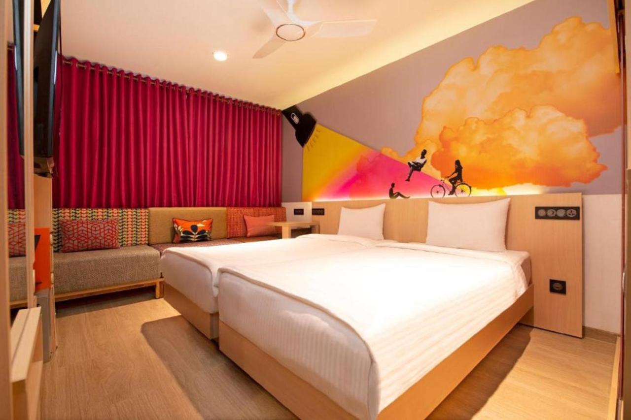 D-Luxe Twin Room