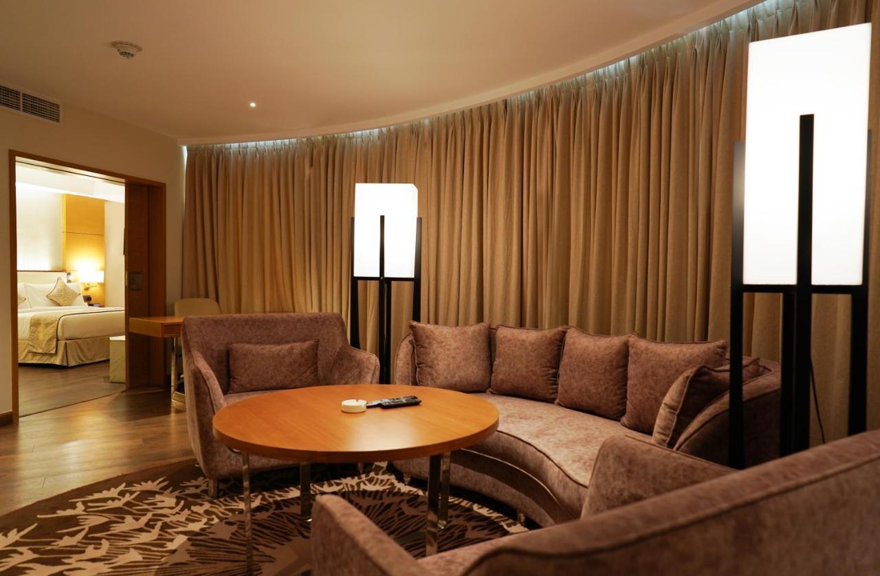 Suite City View