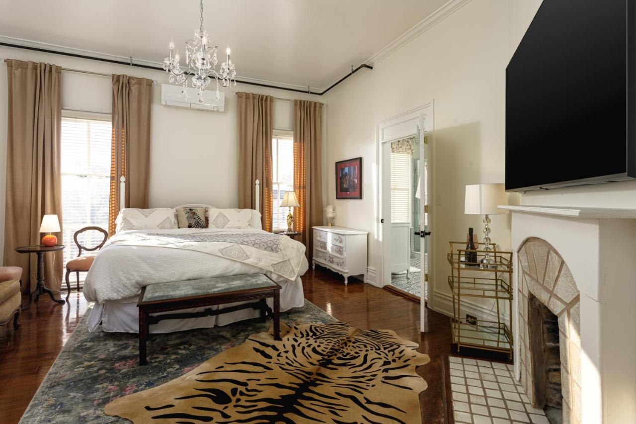 King Room Spa Bath