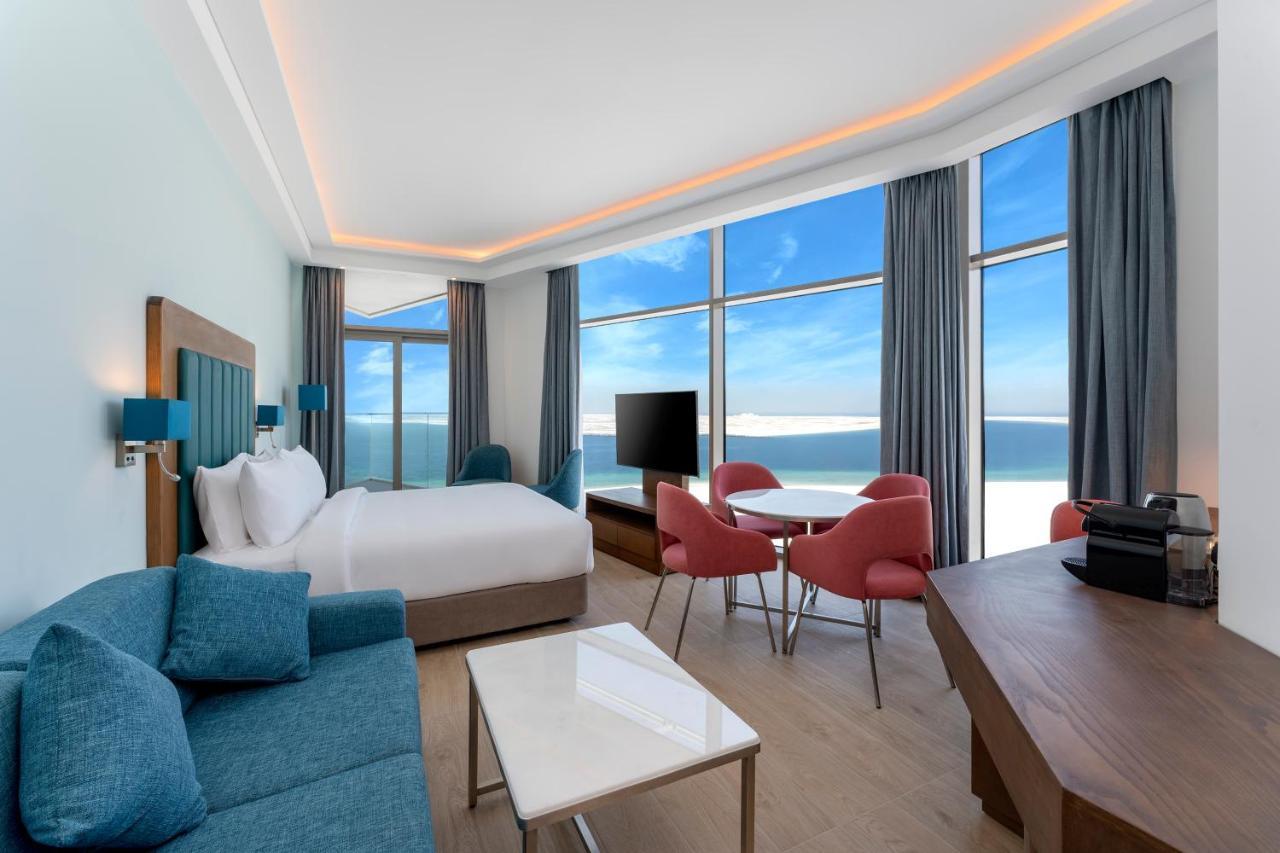 Junior Suite Balcony
