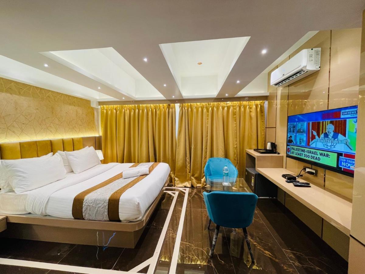 Standard Suite