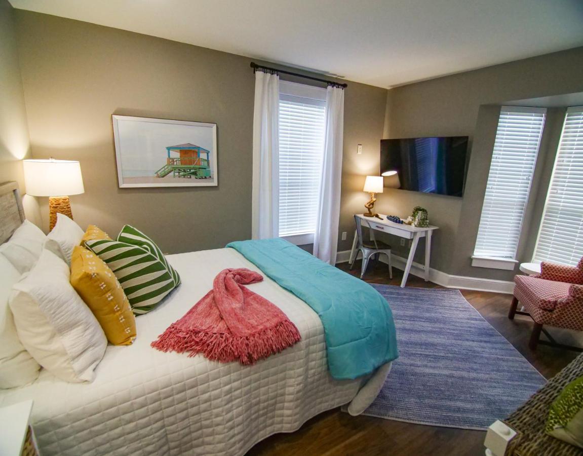 Queen Room