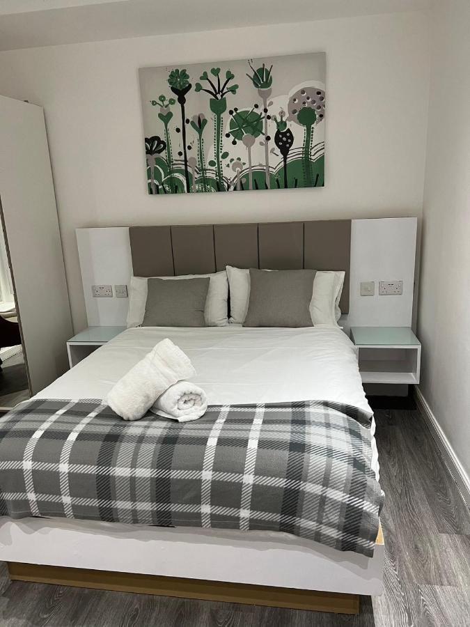 Double Room Private Bathroom