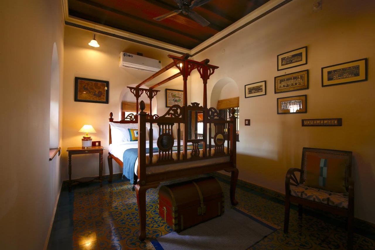Deluxe Double Room,1498250260:JPEG