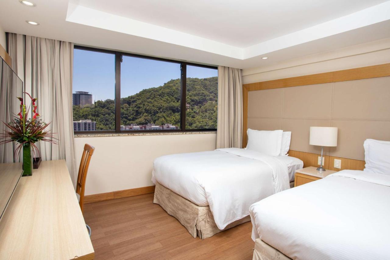 Executive Room Two Twin Beds Ocean View