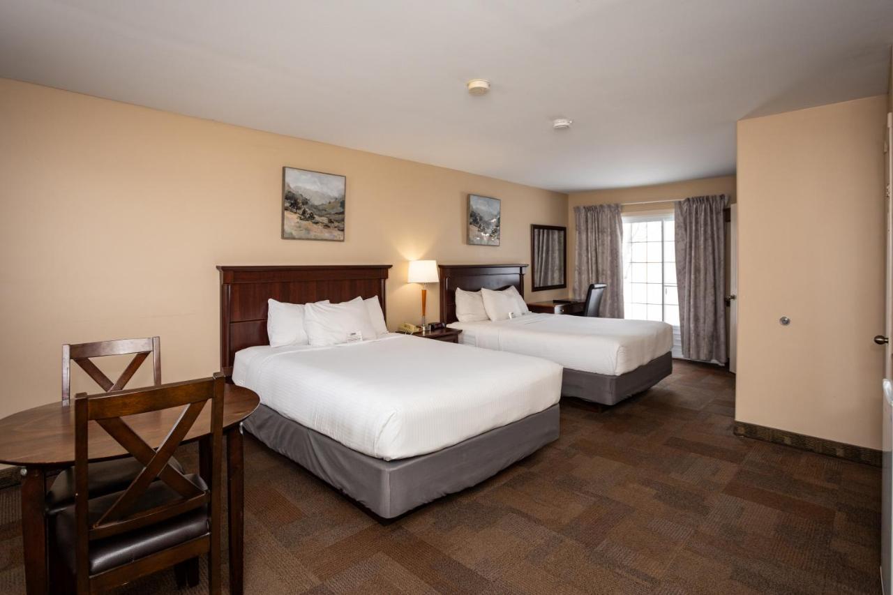 Queen Suite with Kitchenette - Non Smoking,1499104789:JPEG