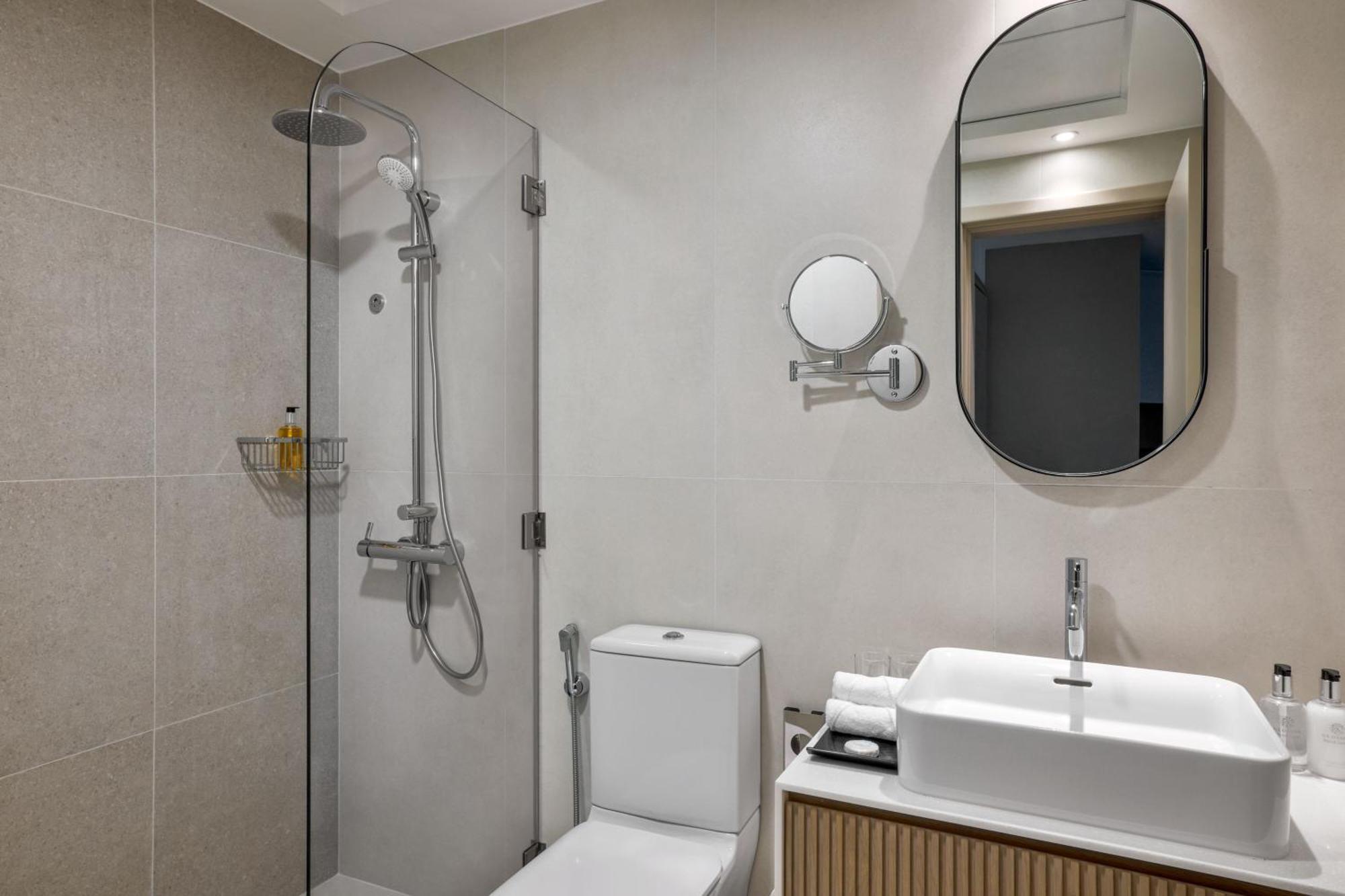 Premium Two Bedroom Suite City View Includes Food & Beverage