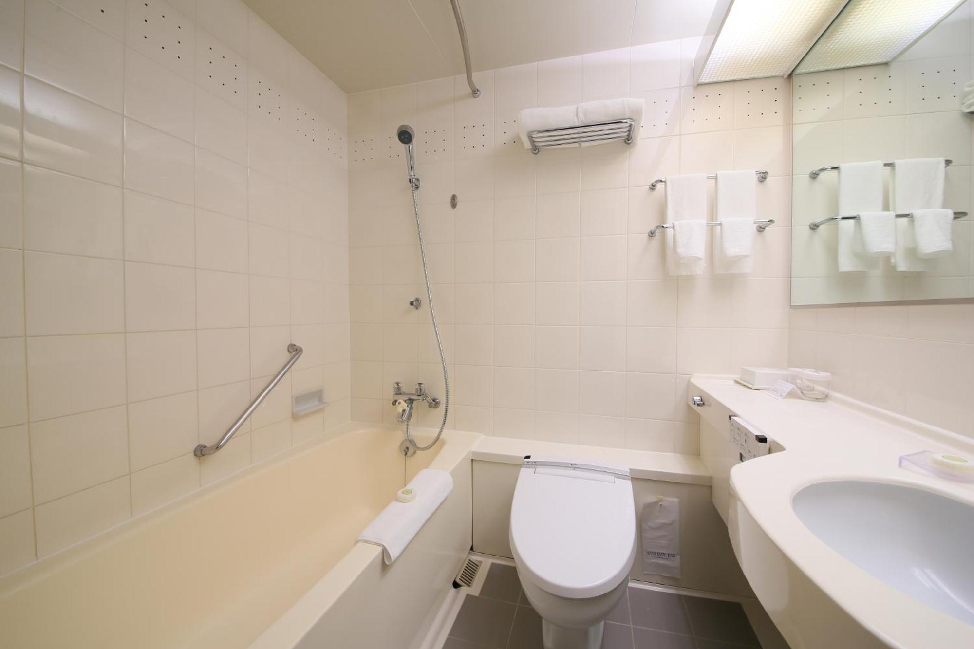 Standard Double Room Non-Smoking Eco Plan No Cleaning