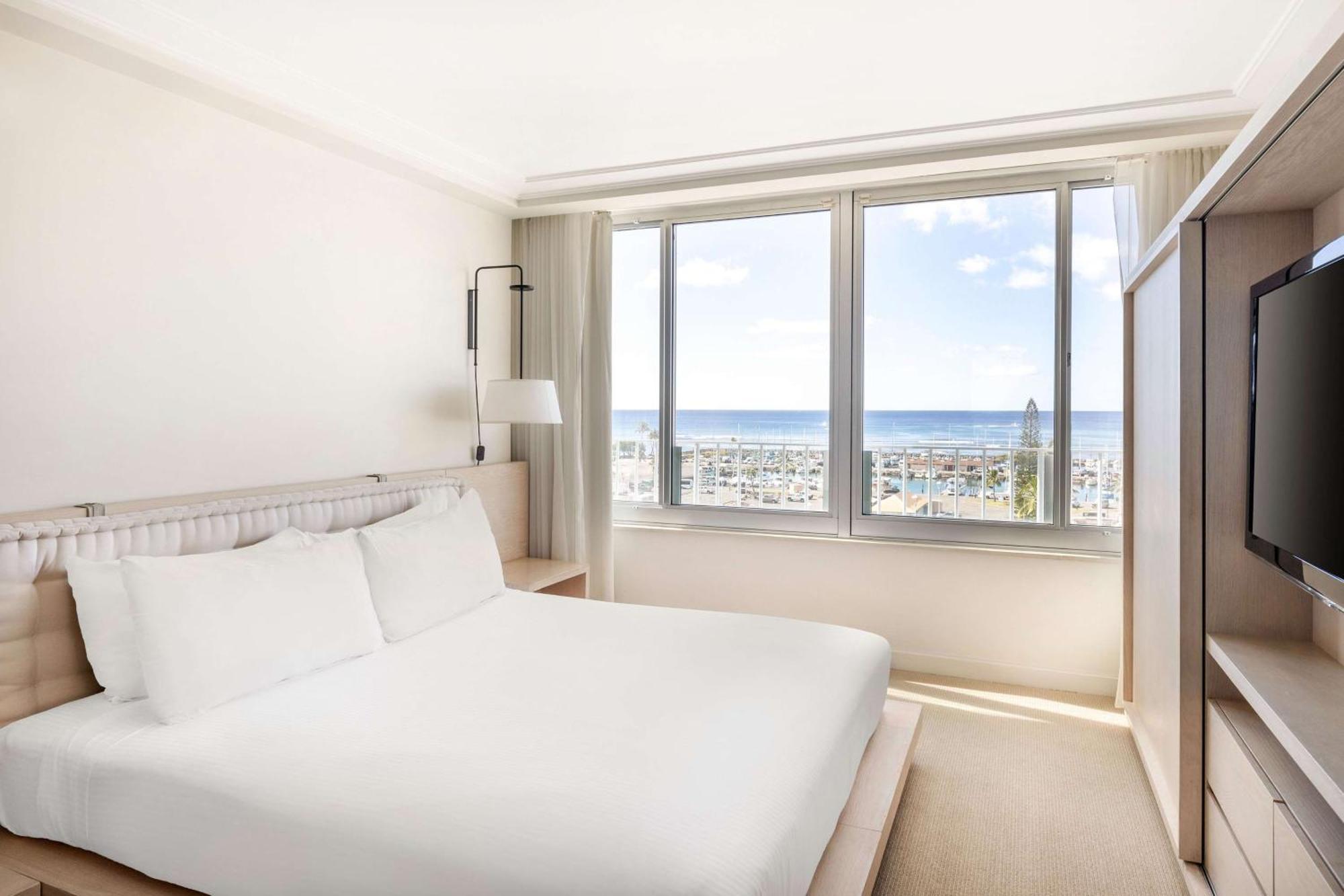 One-Bedroom Premier King Suite Balcony Oceanfront