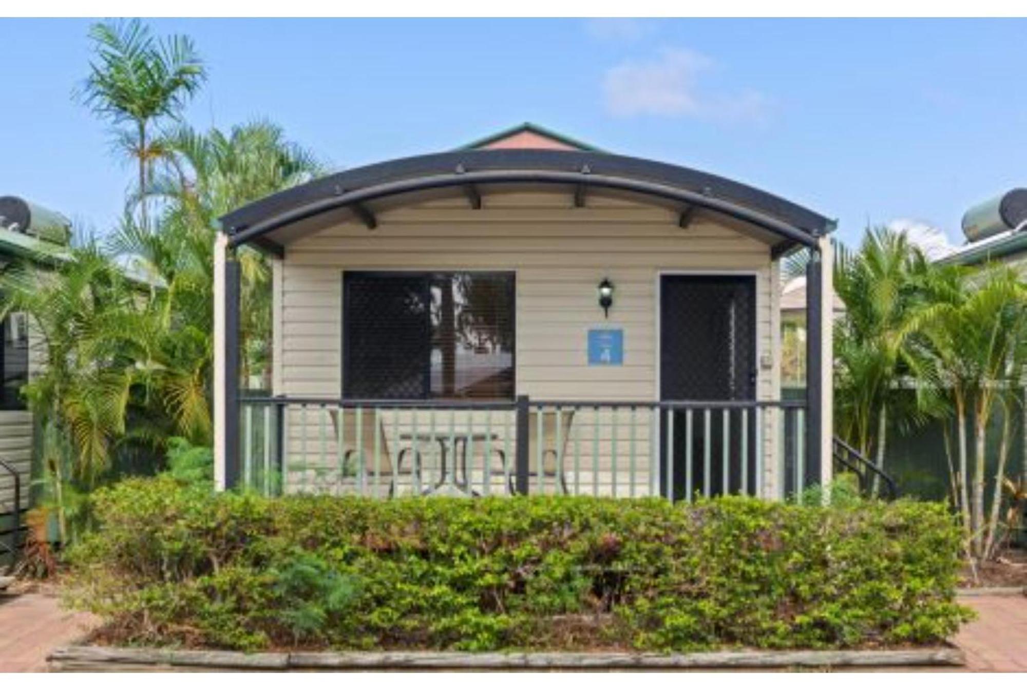 Standard 2 Bedroom Cabin - Sleeps 4