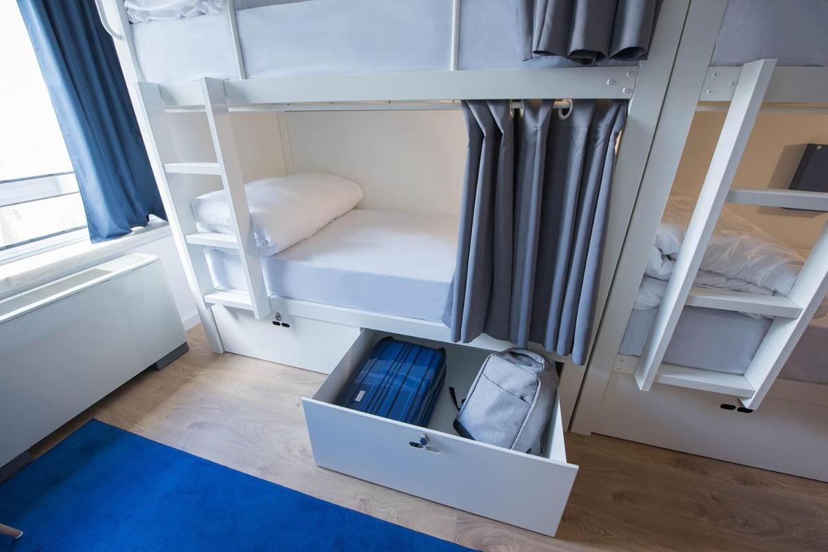 Bed in 6-Bed Mixed Dormitory Room