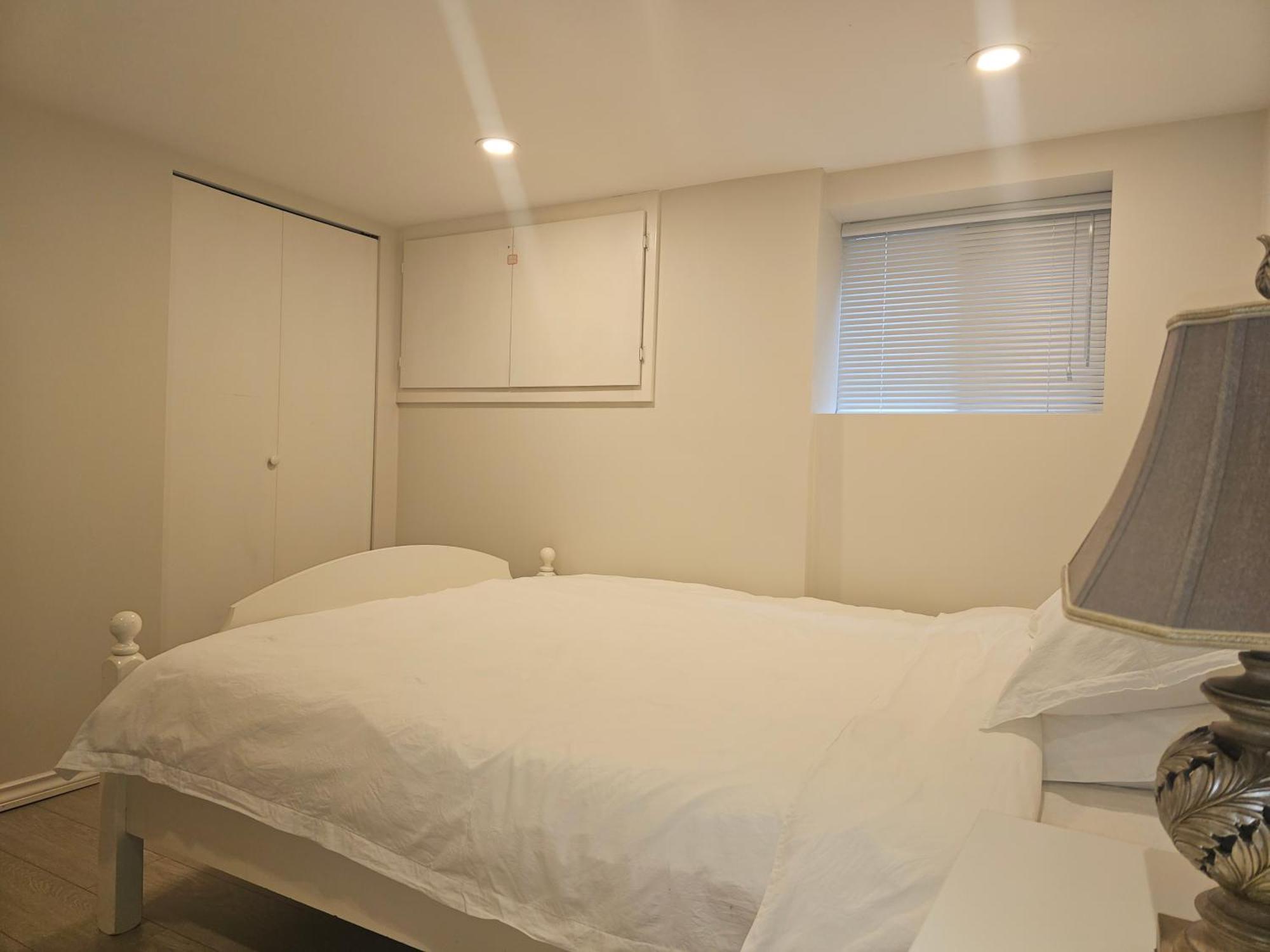 Queen Room with Shared Bathroom