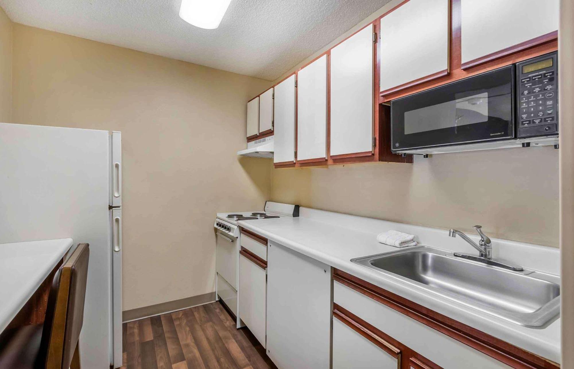 2 Queen Beds | Suite Non-Smoking Kitchen