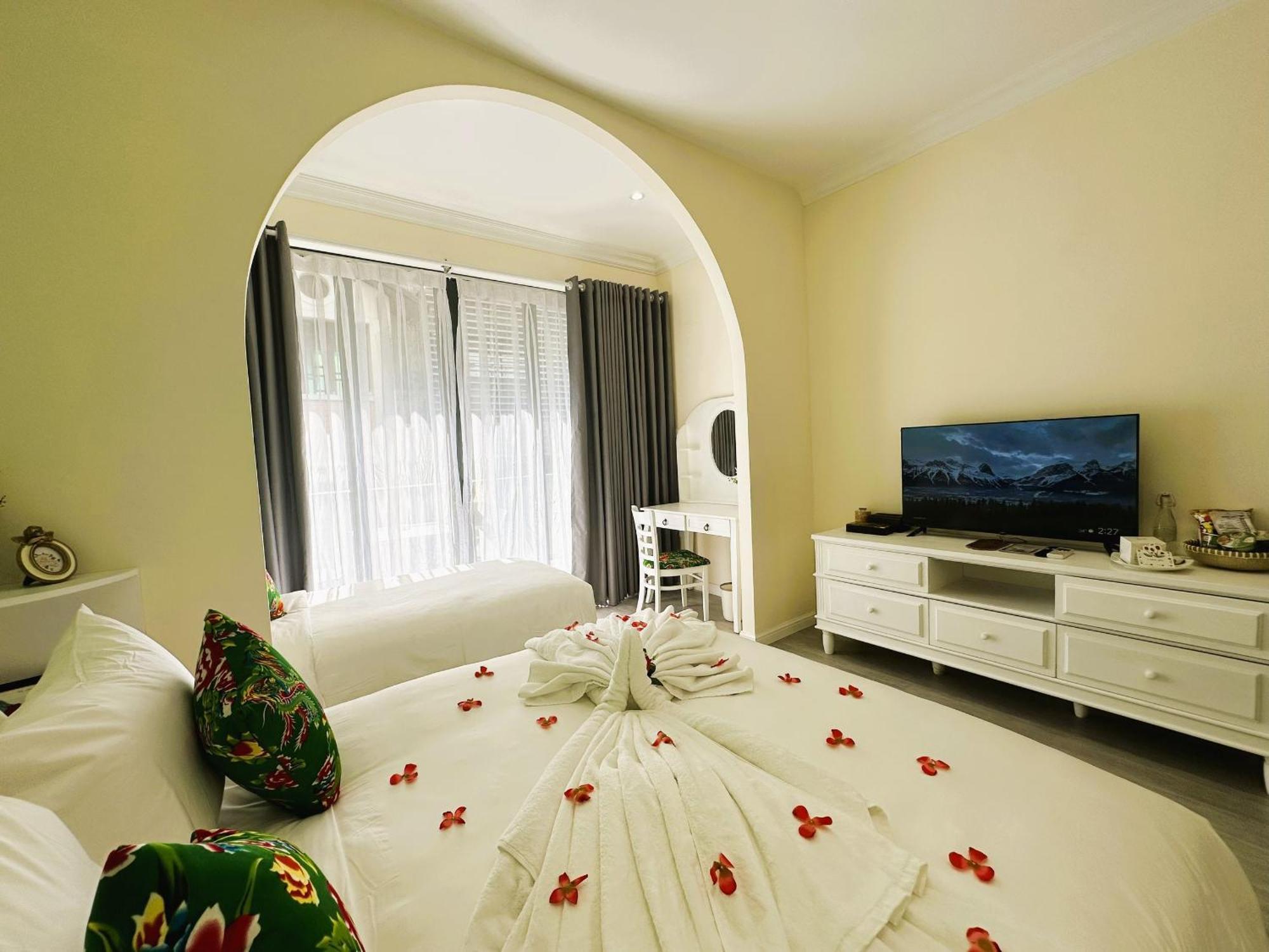 Triple Room Balcony