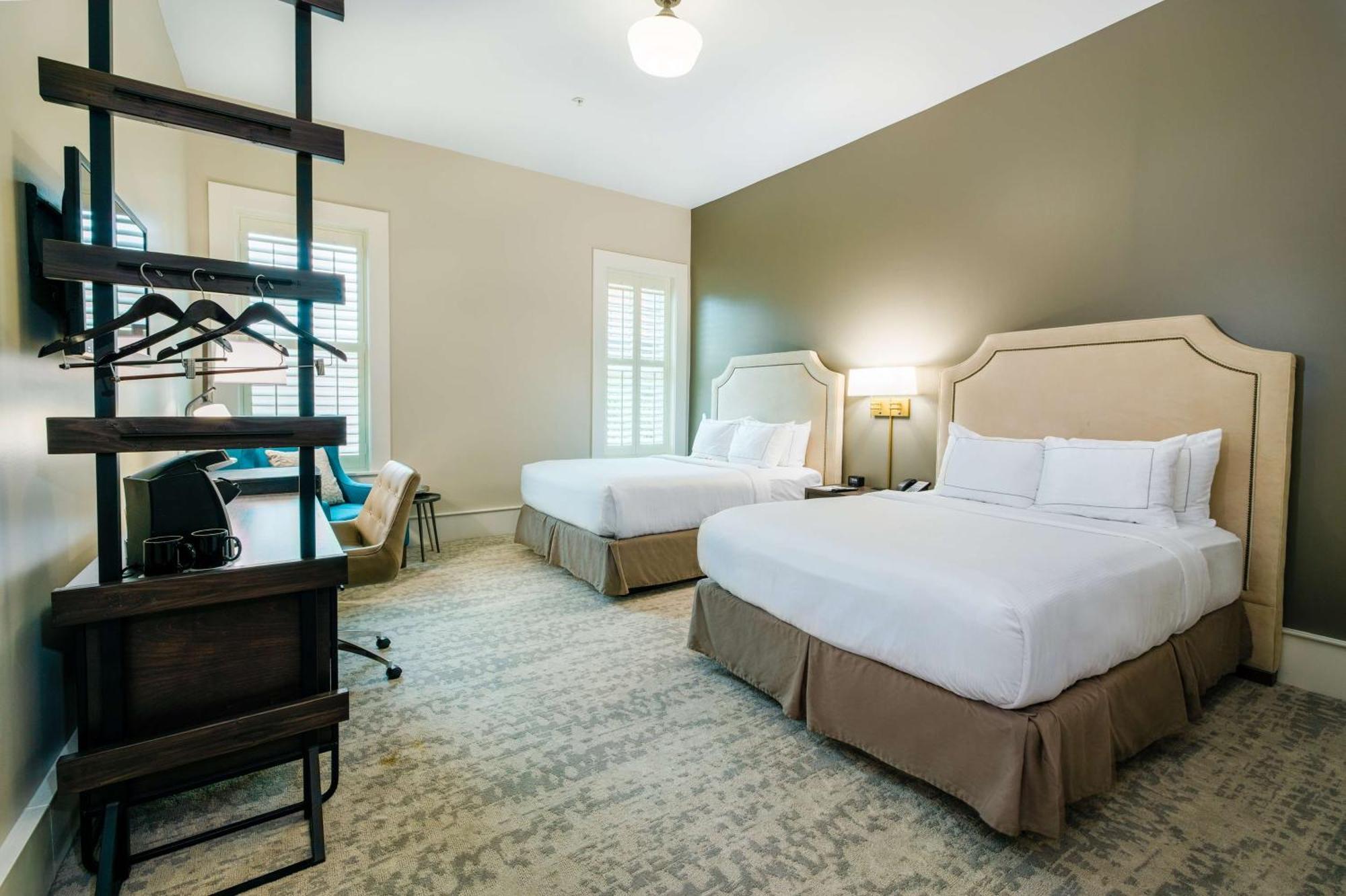 Queen Room Two Queen Beds