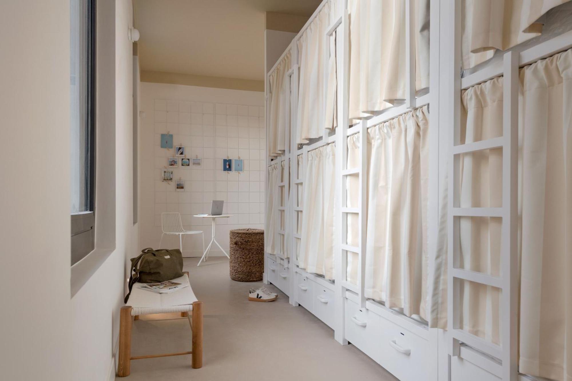 Bed 10-Bed Mixed Dormitory Room